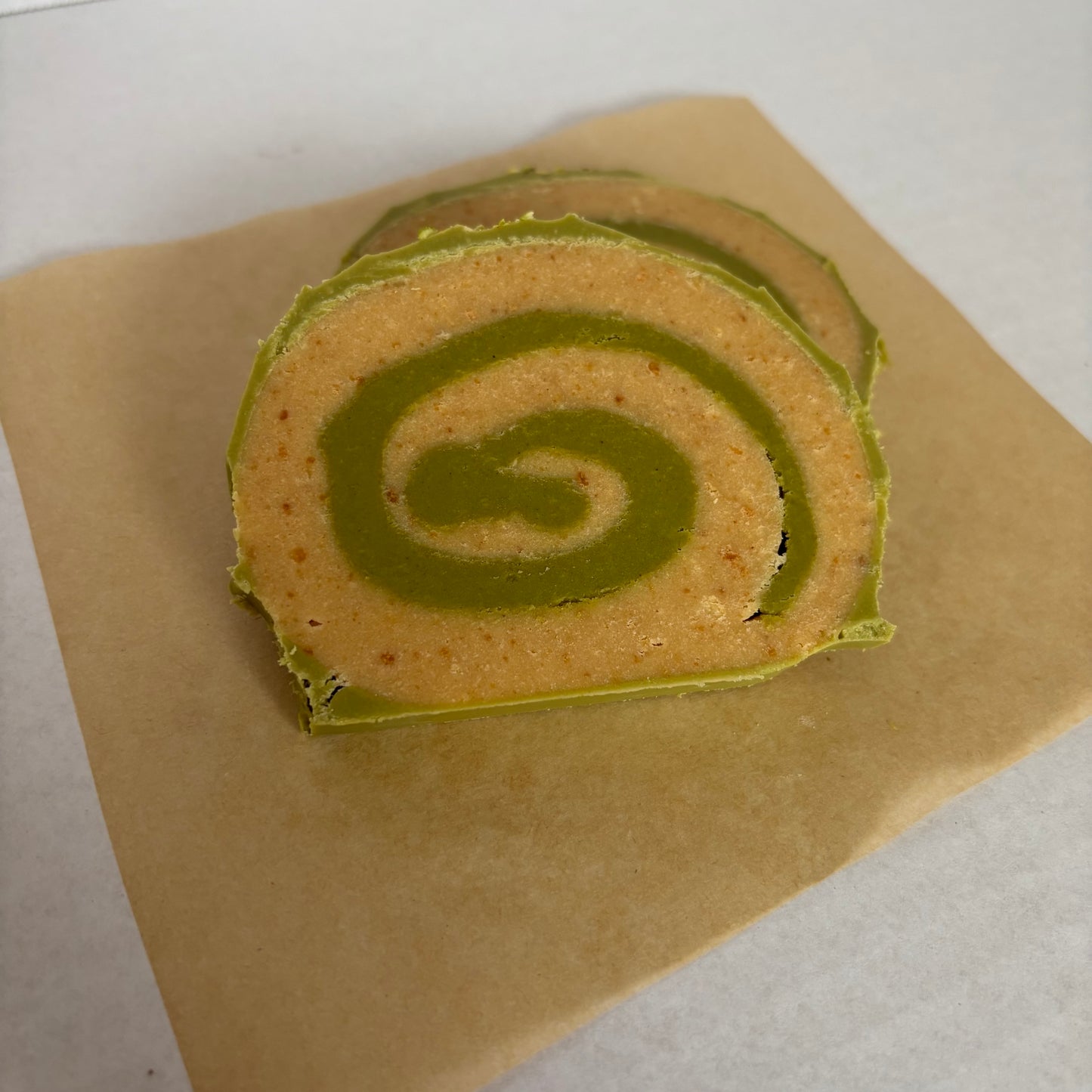 Pistachio Blondie Roll