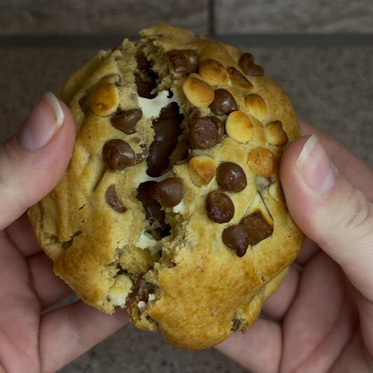 Nutella Stuffed Kinder Cookies